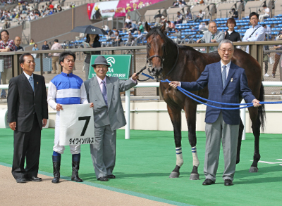 �_�C���C���p���X